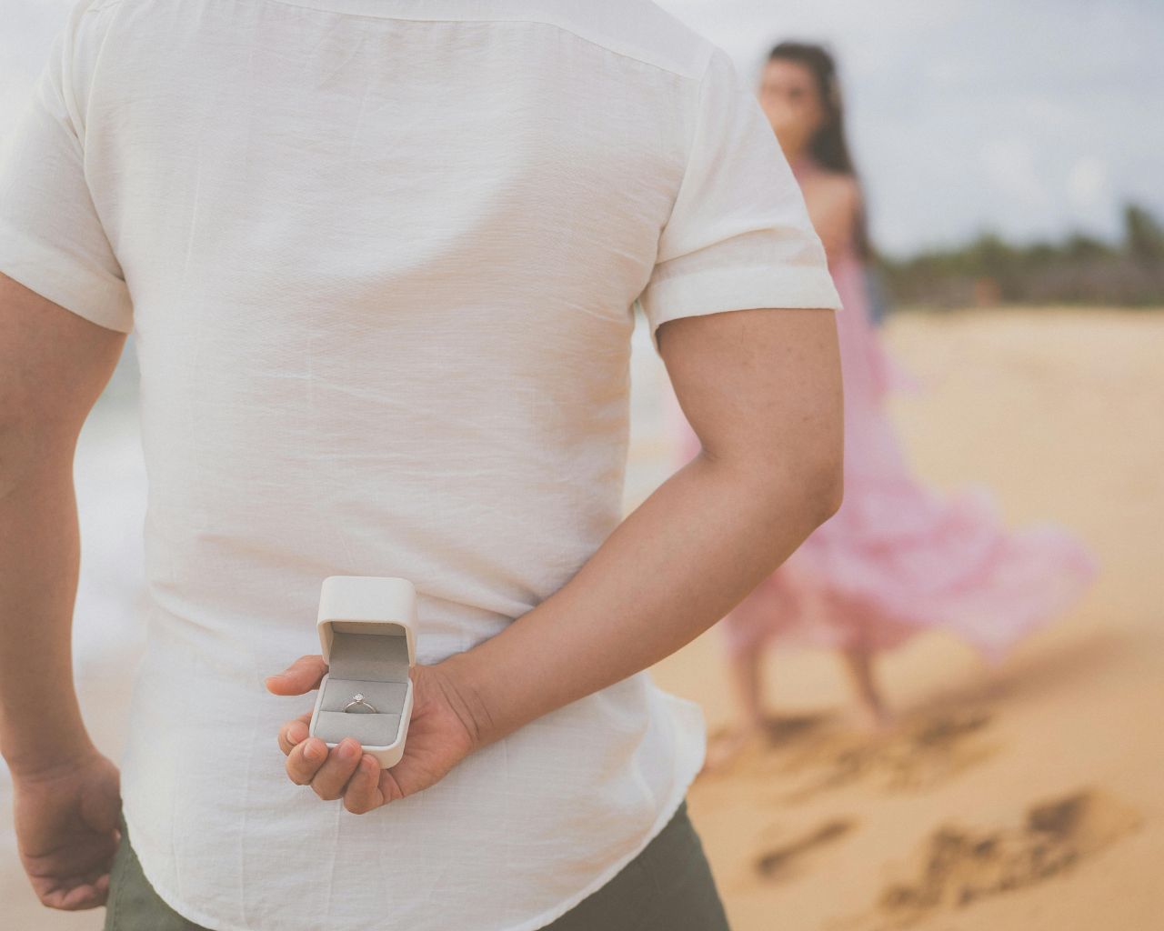 Setup a proposal of a lifetime on the beach at Amrit Oceanfront resort